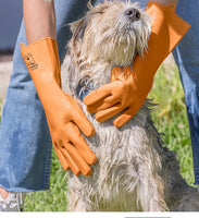 Pets Club Washing gloves Lifestyle Shot