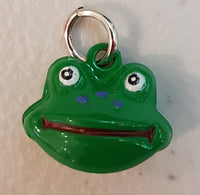 Green frog head cat bell