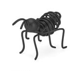 Head Down and Aligned Black wire Ant