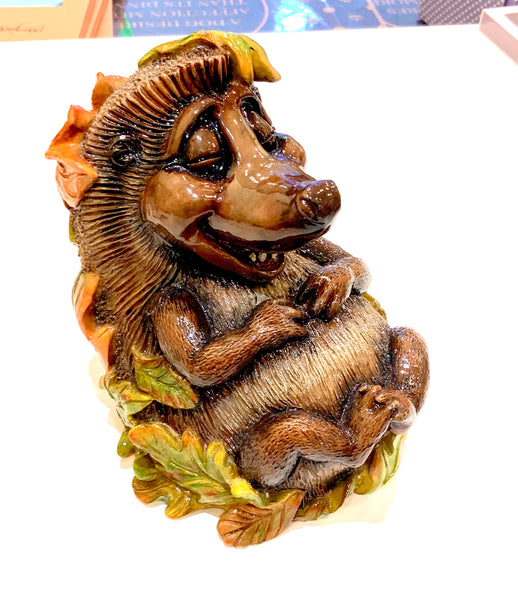 Aurore Pets as personality Prickles the porcupine. Fantastic ceramistone feature for any pet lover. Boxed.