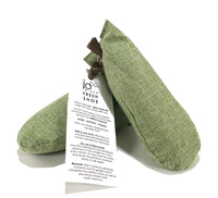 Green - Fresh shoe bamboo charcoal packs.   Available in 5 colours   Do you have stinky shoes? Are they making your wardrobe smelly? You may need to try IOco's Bamboo Charcoal Fresh Shoe. 