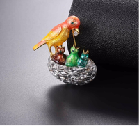 Bird nest brooch - Mother bird with 3 baby chicks